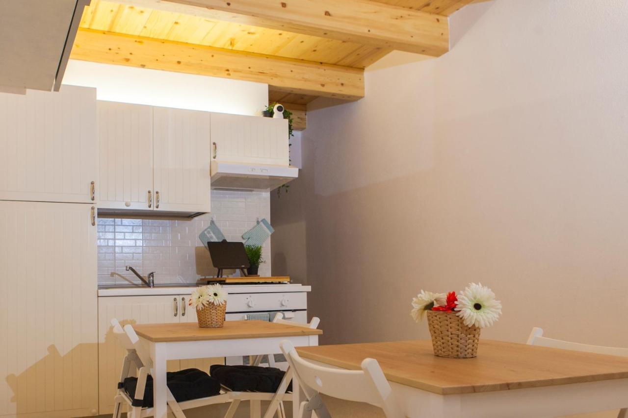 B&B Oltre L'Arco Molfetta Exterior foto