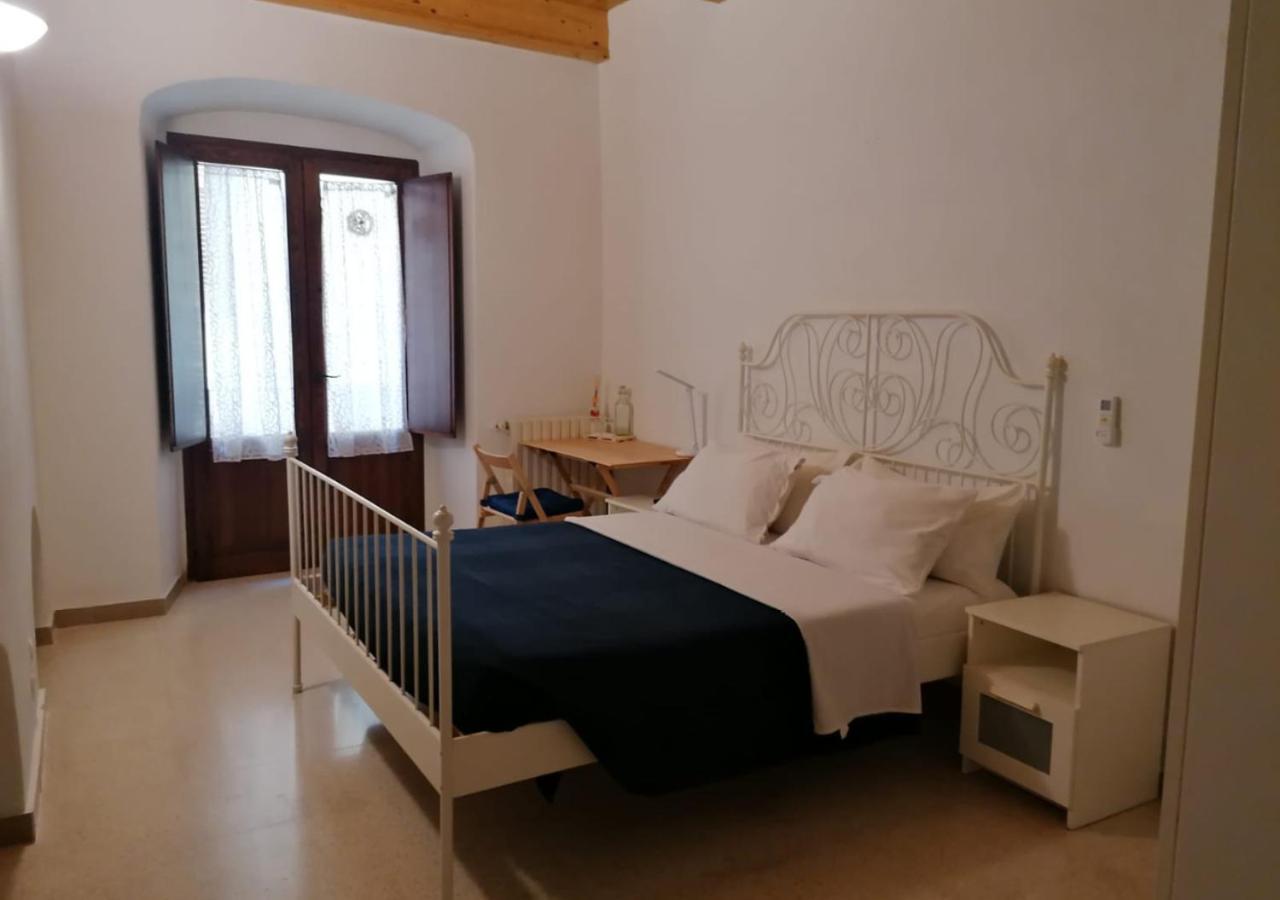 B&B Oltre L'Arco Molfetta Exterior foto